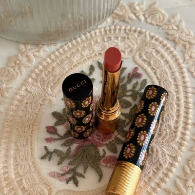 تصویر غیر ژورنالی